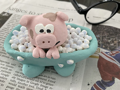 Piggy Bath - Ceramic pig enjoying a bubble bath